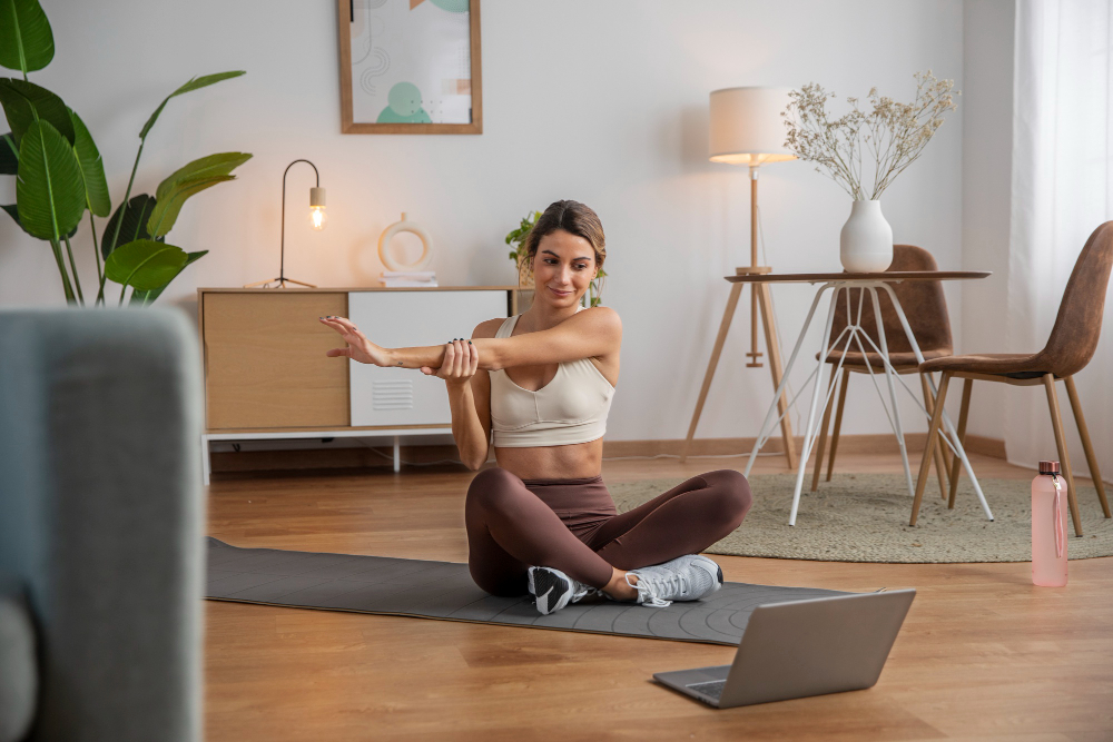 Hoe je thuis met yoga begint zonder ervaring